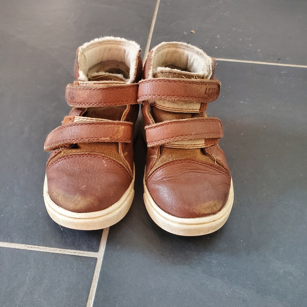 Ugg Toddler Rennon II
